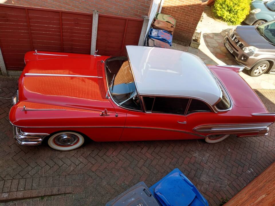 Afbeelding 51/52 van Buick Special Riviera Coupé (1958)