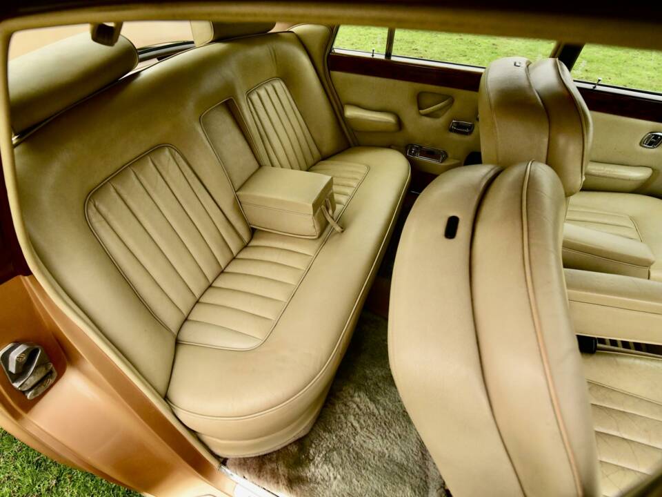 Bild 27/50 von Rolls-Royce Silver Shadow II (1979)