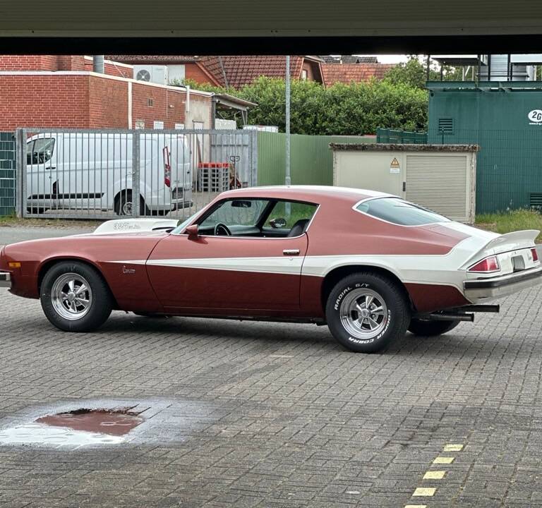 Image 2/8 of Chevrolet Camaro (1974)