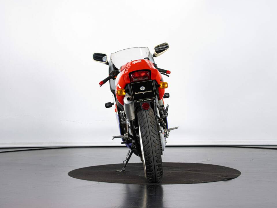 Bild 3/42 von Aprilia AF1 Futura Sport Pro 125 (1990)