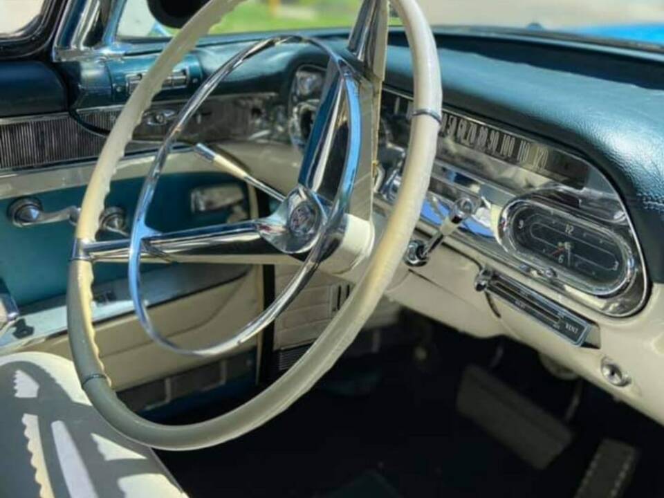 Bild 3/6 von Cadillac 62 Sedan DeVille (1958)