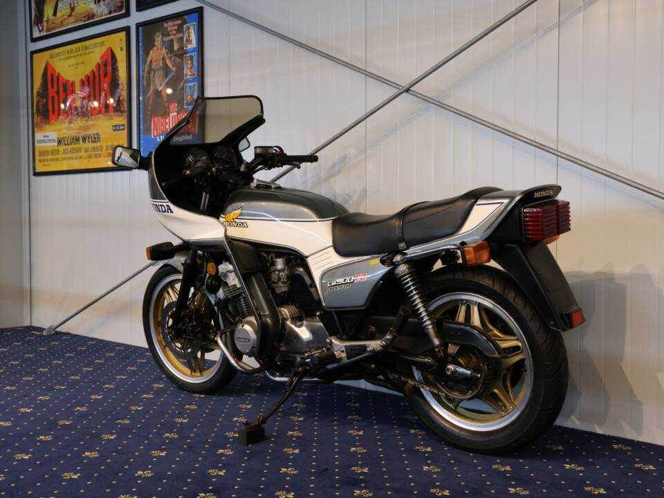 Bild 14/21 von Honda CB 900 F2 (1982)