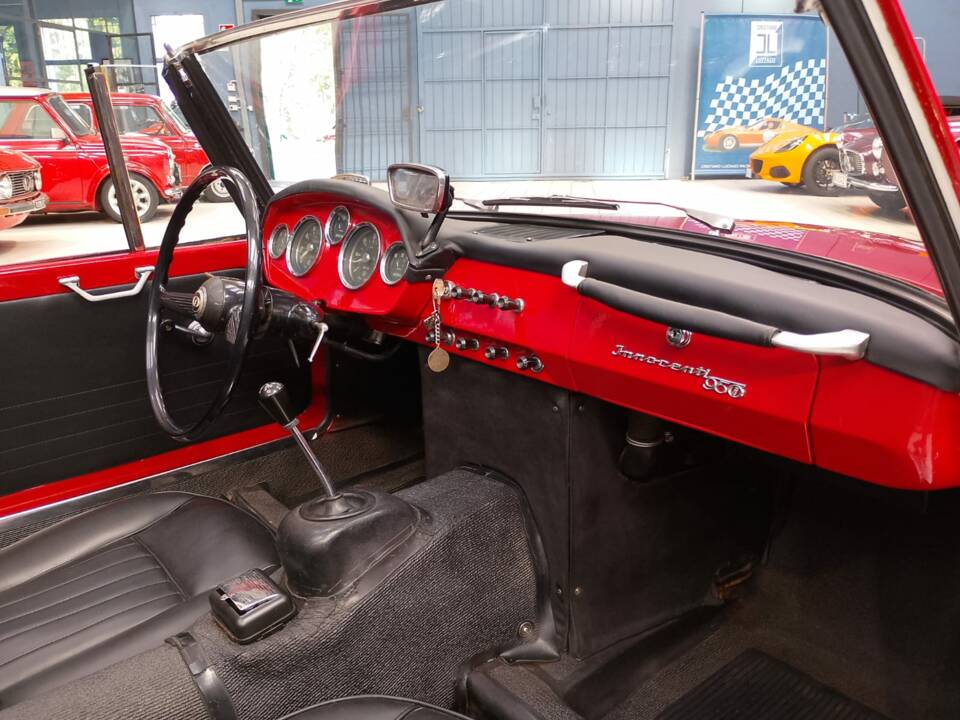Image 24/47 of Innocenti 950 Spider (1962)