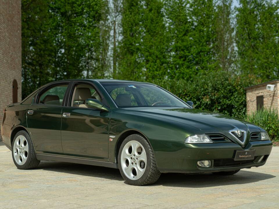 Bild 2/50 von Alfa Romeo 166 3.0 V6 24V (1998)