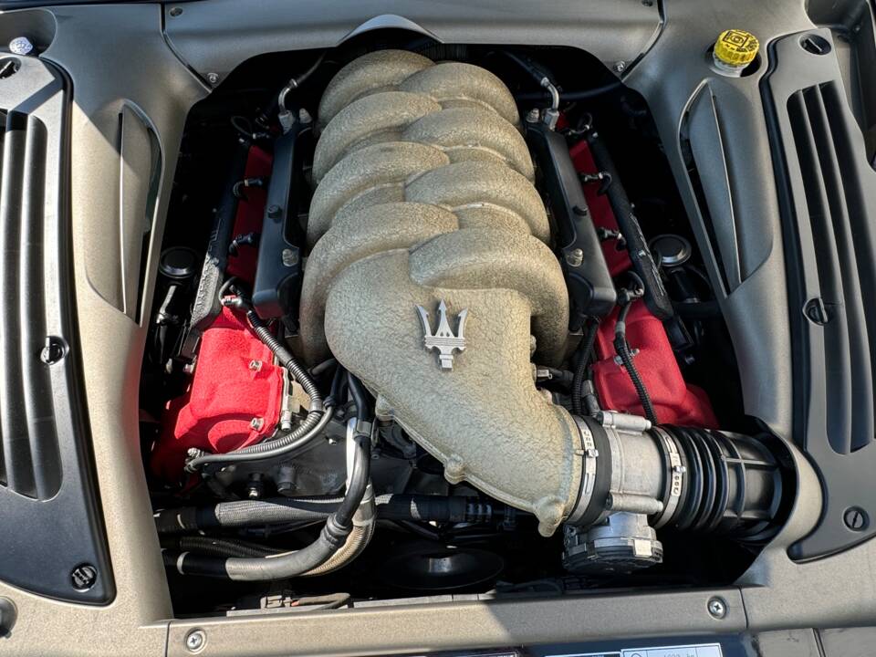 Image 1/19 of Maserati Spyder 4200 Cambiocorsa (2004)