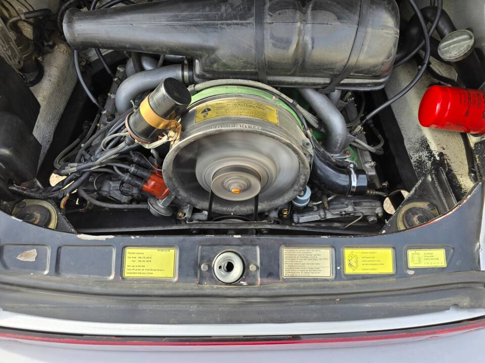 Image 78/88 of Porsche 911 Carrera 2.7 (US) (1974)