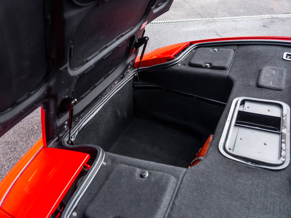 Bild 19/56 von Ferrari 348 TB (1992)