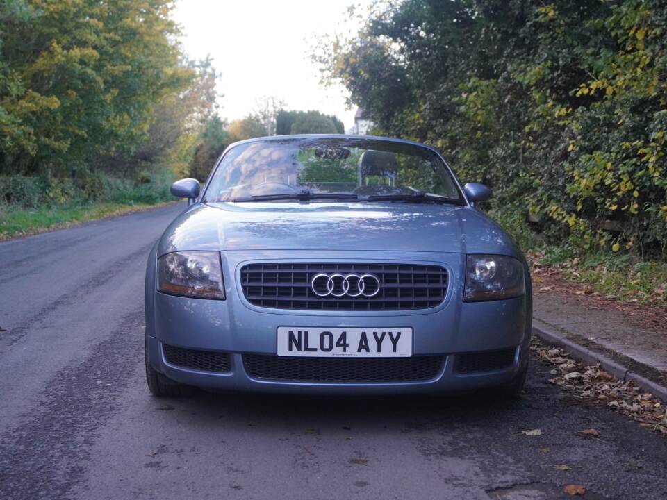 Bild 2/17 von Audi TT 1.8 T (2004)