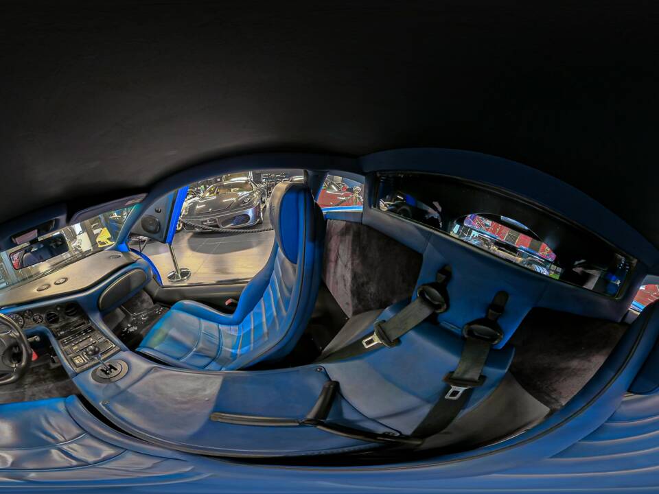 Image 36/36 of Lamborghini Diablo SV (1998)