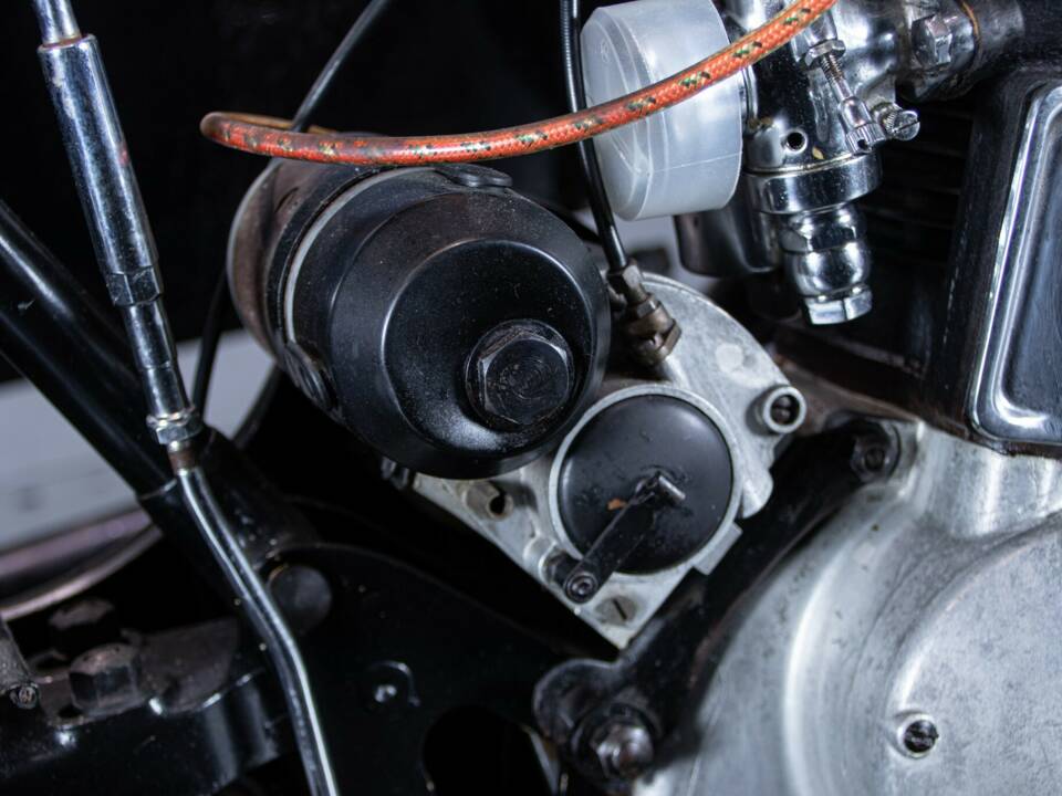 Image 48/50 of Triumph SD (1929)