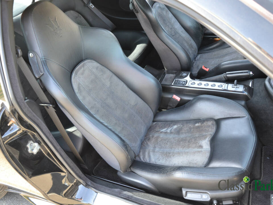 Bild 22/50 von Maserati GranSport 4.2 (2006)