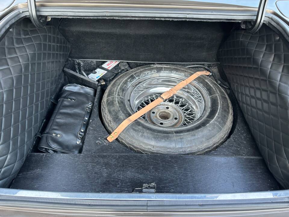 Image 76/101 of Maserati Mexico 4200 (1971)