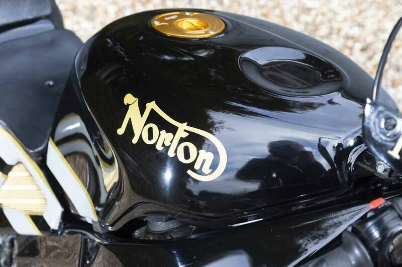 Image 14/50 de Yamaha DUMMY (1995)