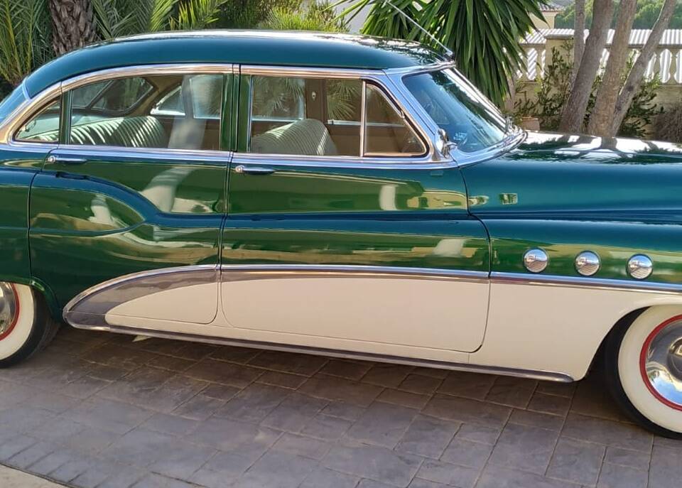 Bild 18/61 von Buick 50 Super Riviera Hardtop (1952)