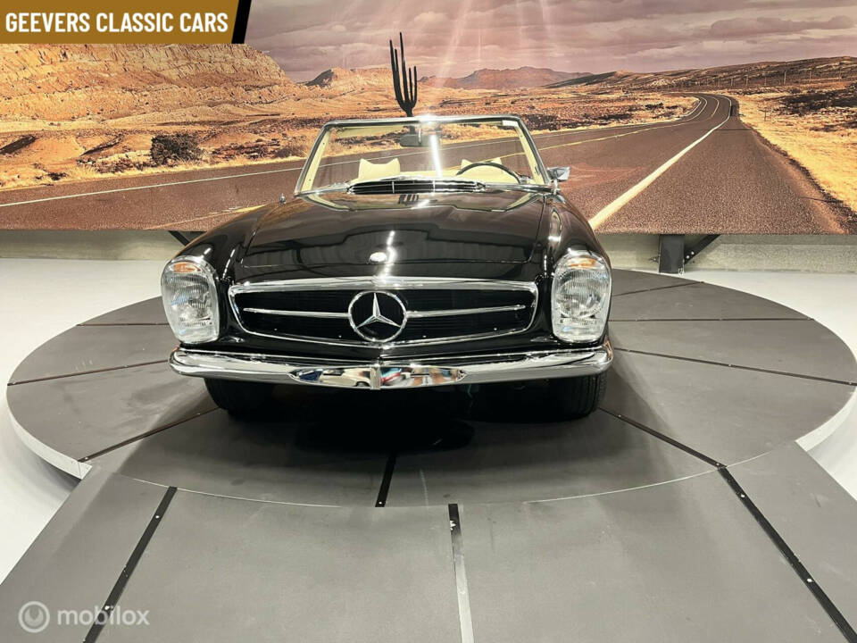 Imagen 4/46 de Mercedes-Benz 280 SL (1970)