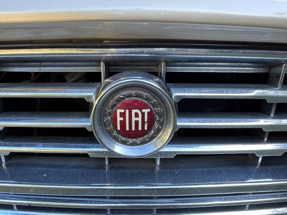 Image 17/28 of FIAT 2300 S Coupe (1965)