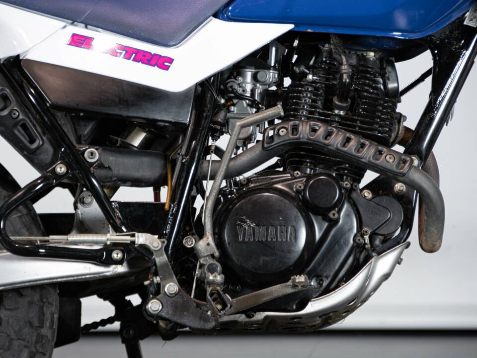 Bild 40/50 von Yamaha DUMMY (1995)