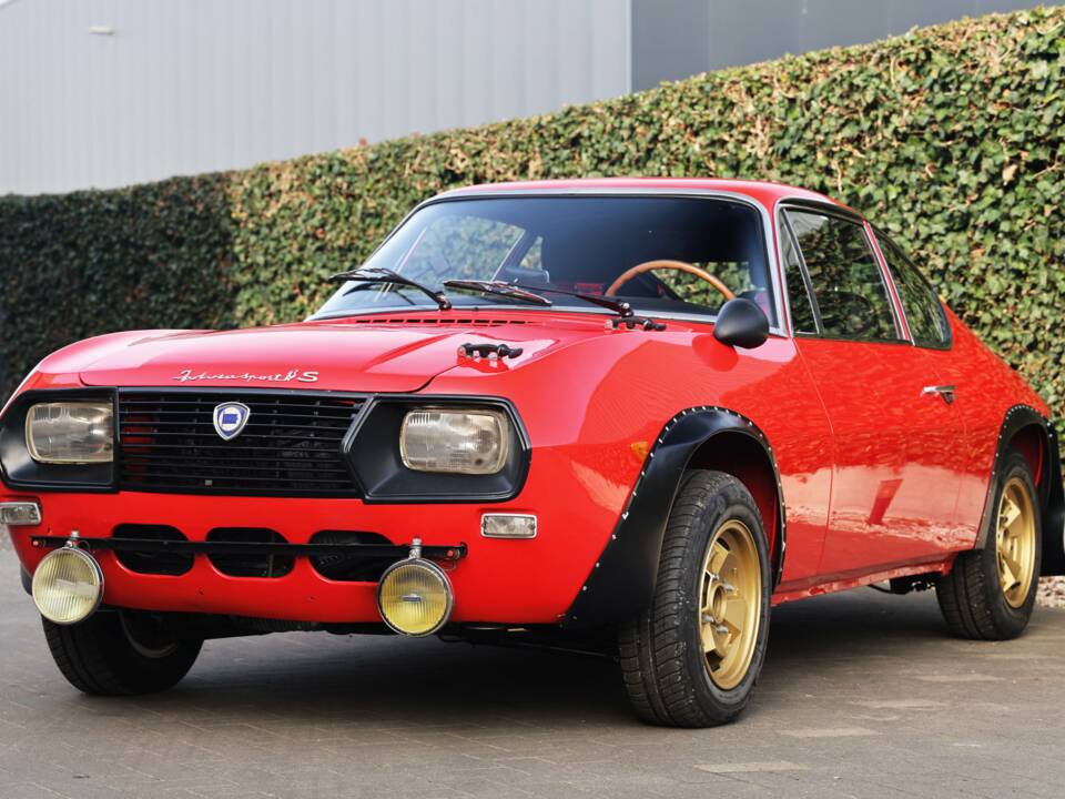 Afbeelding 11/44 van Lancia Fulvia Sport 1.3 (Zagato) (1970)