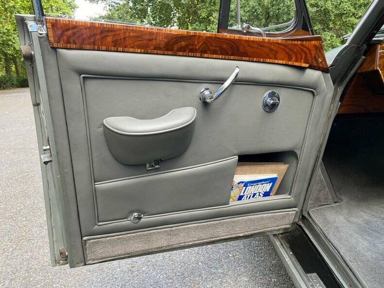 Bild 32/50 von Bentley S 3 Continental Flying Spur (1963)