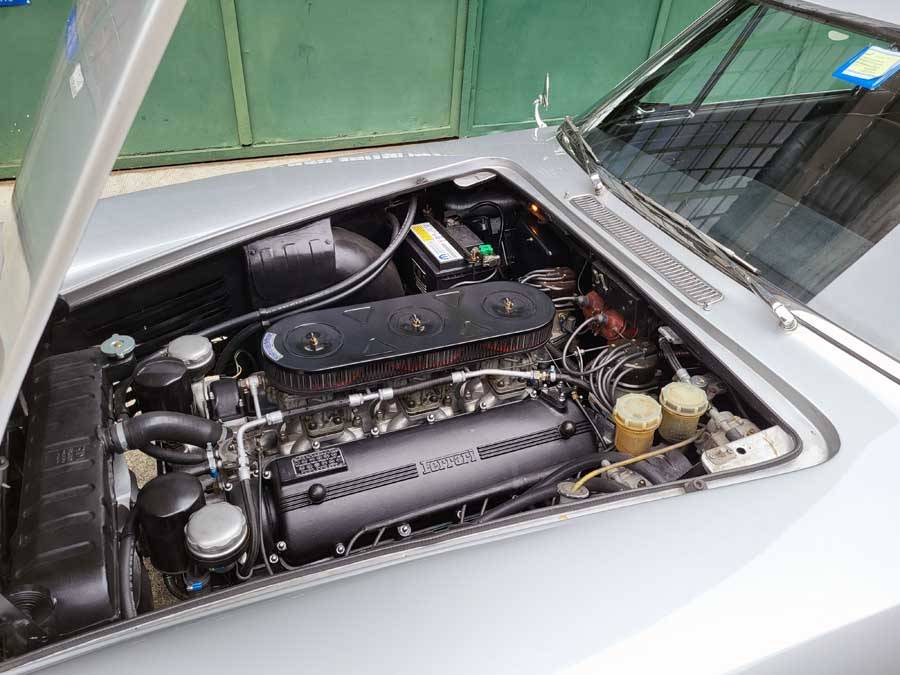 Image 26/33 de Ferrari 330 GT 2+2 (1964)