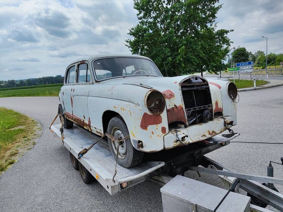 Image 1/50 of Mercedes-Benz 220 S (1958)