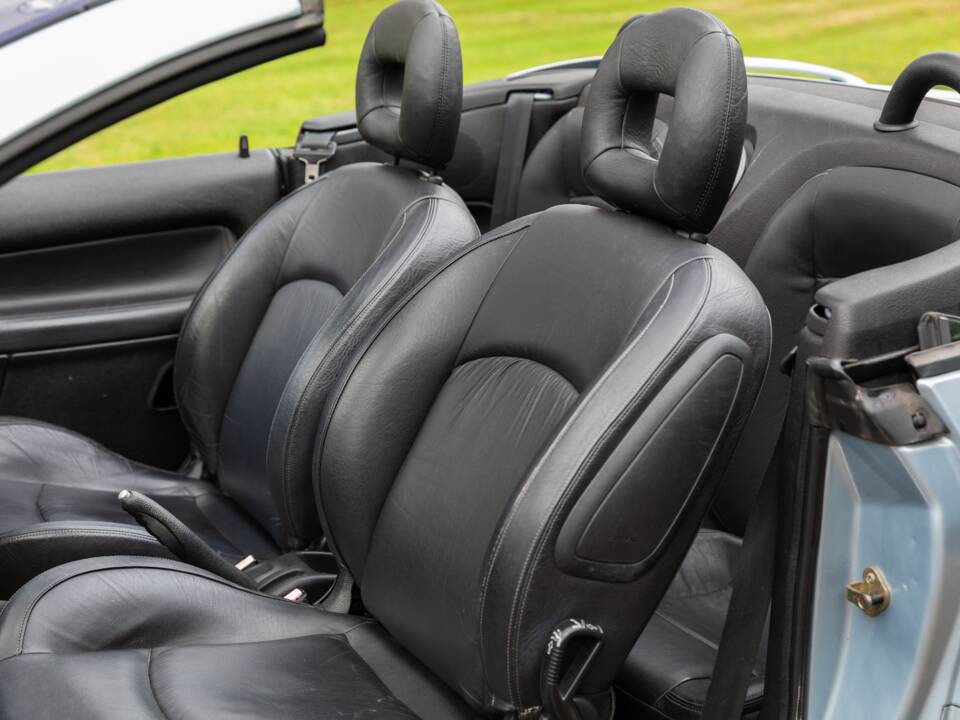 Image 35/50 of Peugeot 206 CC 1.6 16V (2003)