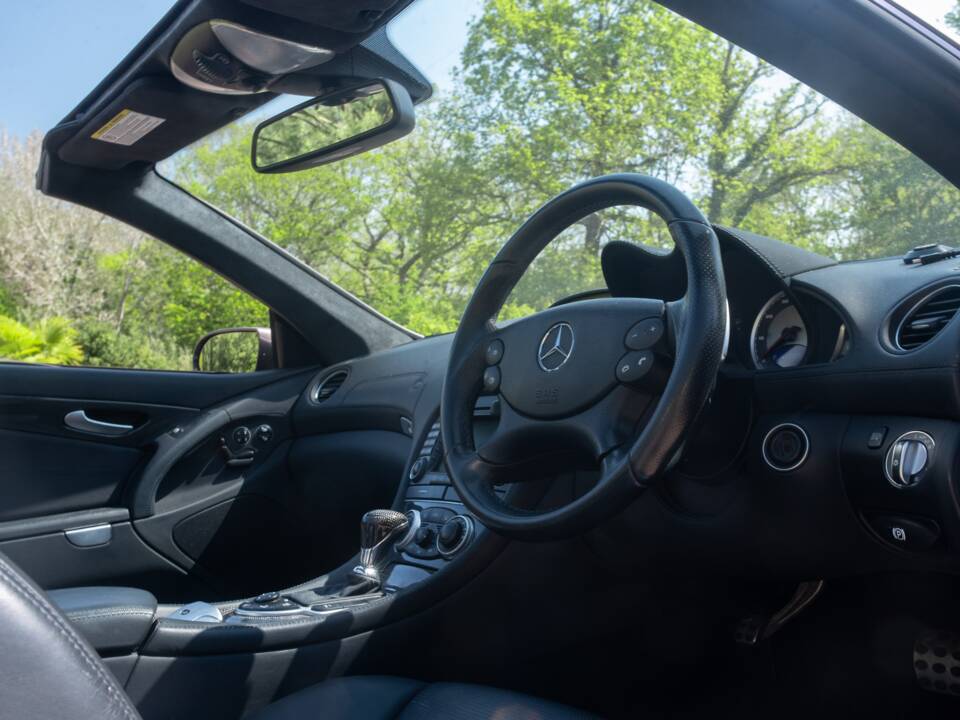 Bild 8/50 von Mercedes-Benz SL 65 AMG (2006)