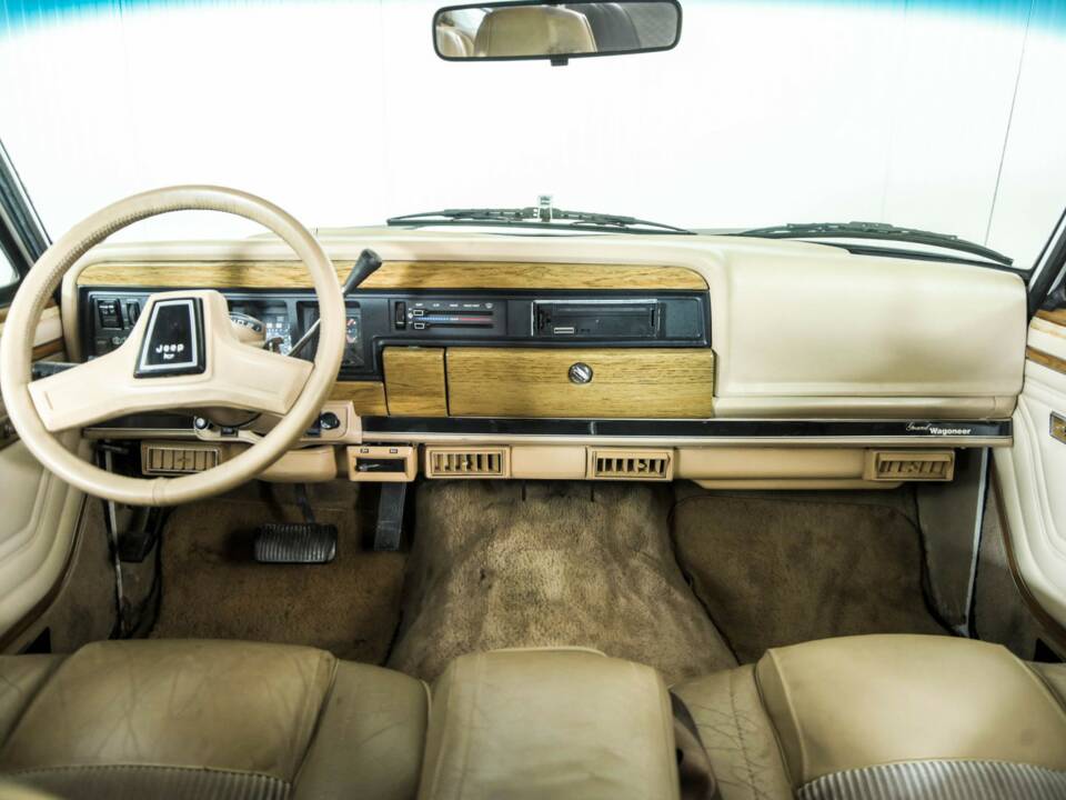 Afbeelding 7/50 van Jeep Wagoneer Limited (1982)