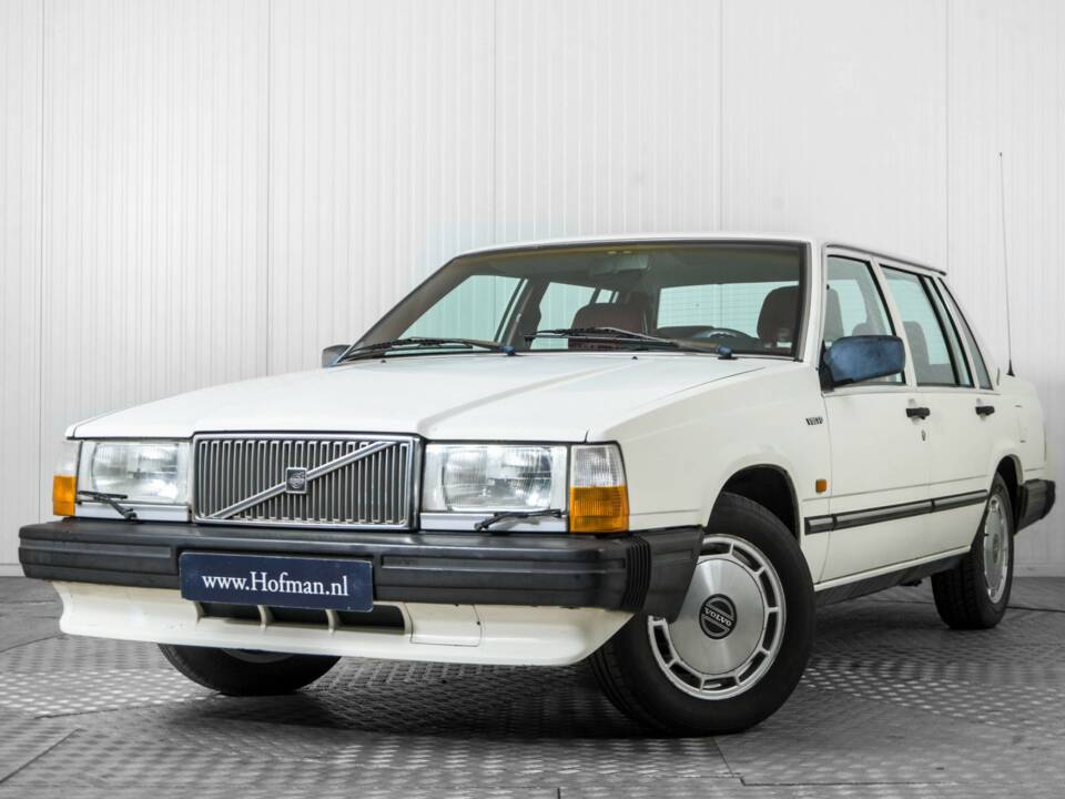 Image 3/50 de Volvo 740 (1984)