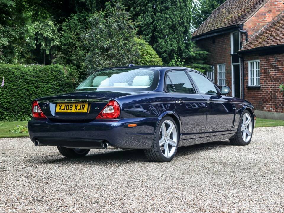 Afbeelding 9/34 van Jaguar XJR (2008)