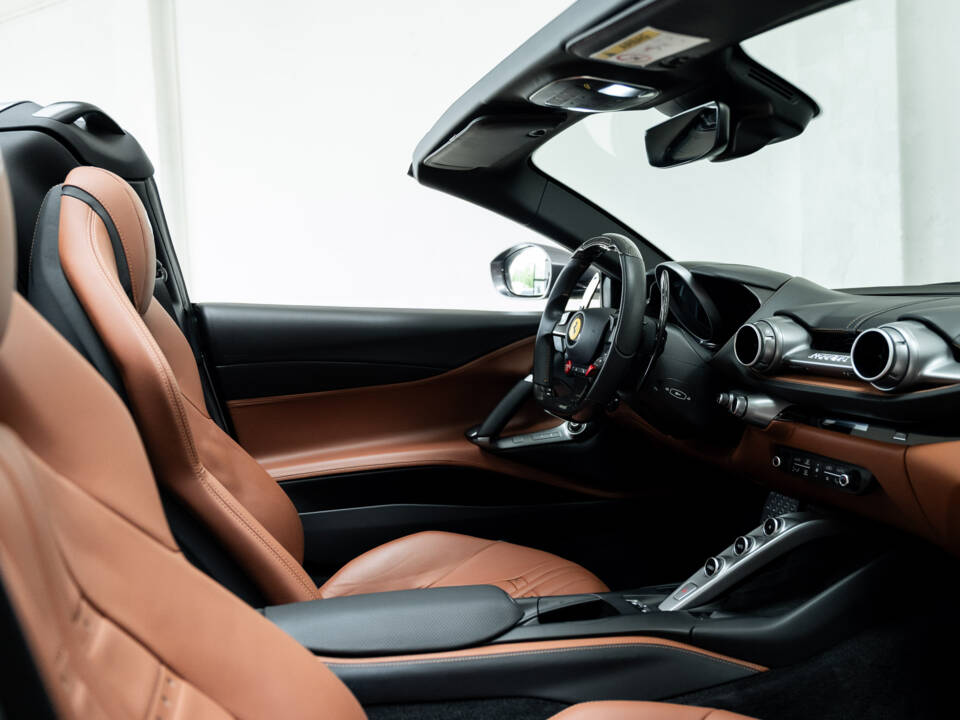 Bild 21/52 von Ferrari 812 GTS (2023)