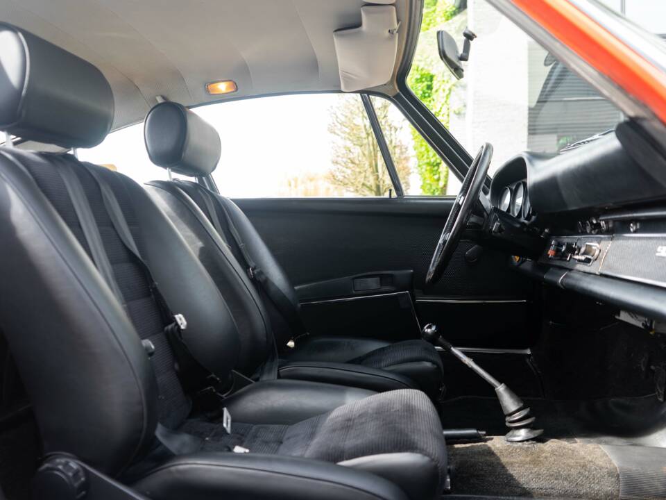 Image 22/28 of Porsche 911 2.0 S (1969)