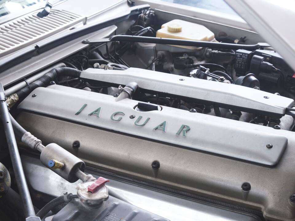 Bild 48/50 von Jaguar XJS 4.0 (1995)