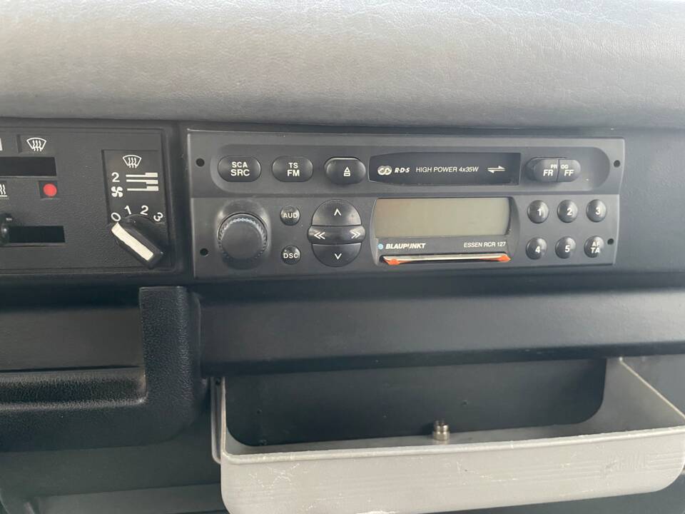 Bild 66/98 von Volkswagen T3 Westfalia 1.6 TD (1990)