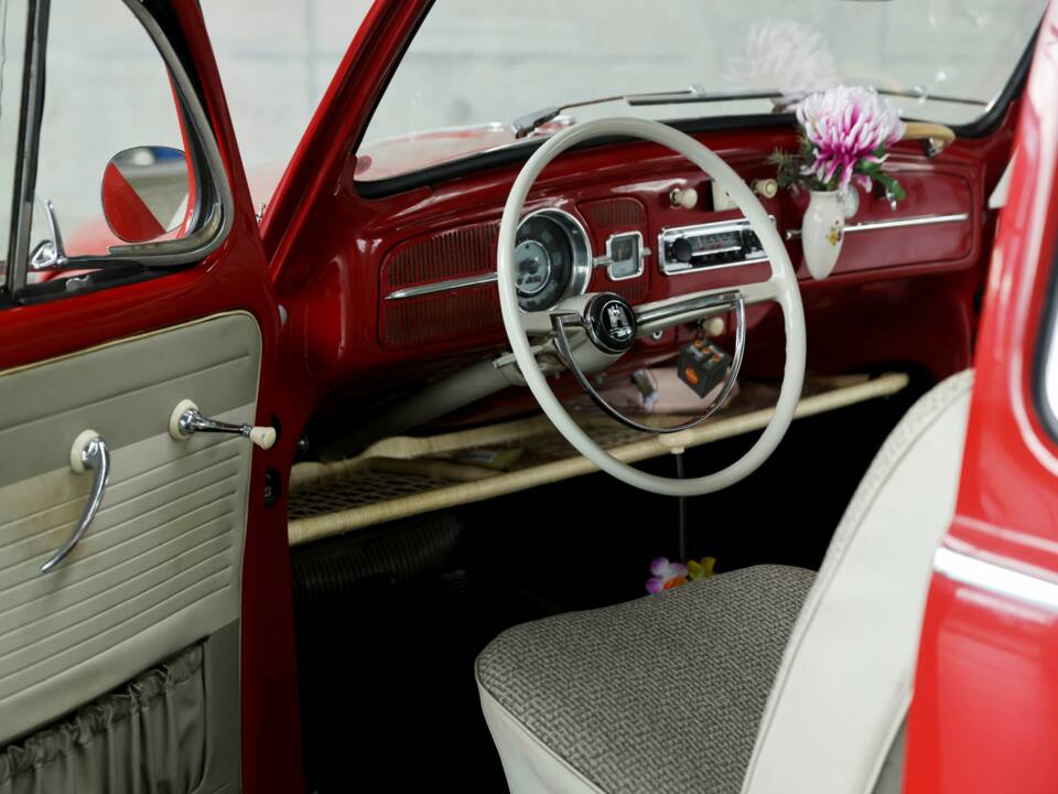 Immagine 15/50 di Volkswagen Beetle 1200 Export &quot;Dickholmer&quot; (1963)