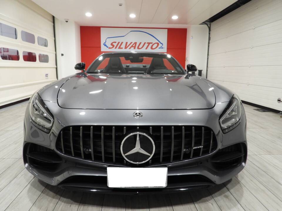 Image 2/15 of Mercedes-AMG GT (2021)