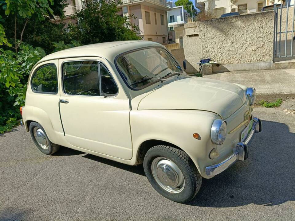 Immagine 18/50 di FIAT 600 D (1969)