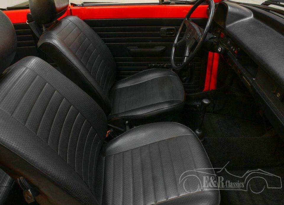 Bild 15/19 von Volkswagen Beetle 1303 LS (1977)