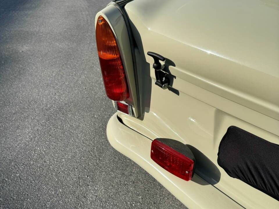 Image 7/12 of Trabant 601 (1978)