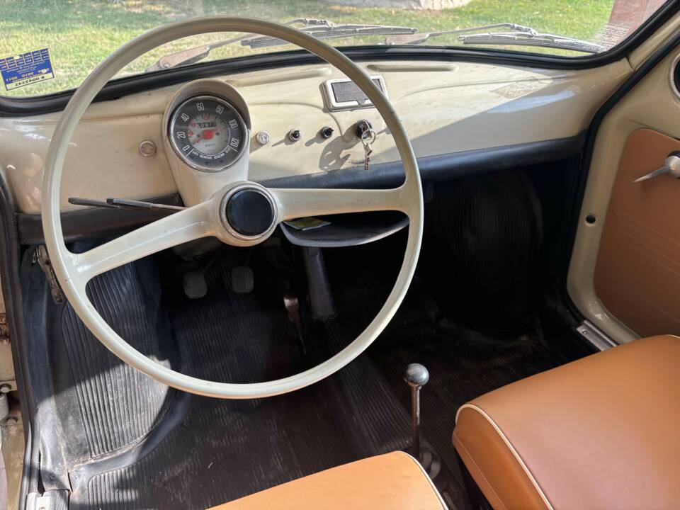 Image 18/23 of FIAT 500 F (1967)