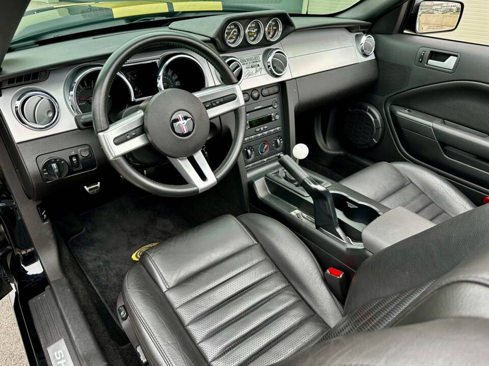 Image 17/23 of Ford Mustang Shelby GT/H 500 (2007)