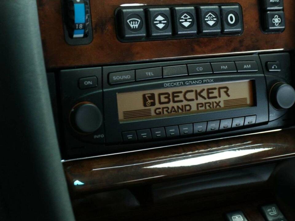 Afbeelding 20/50 van Mercedes-Benz 560 SEC (1991)