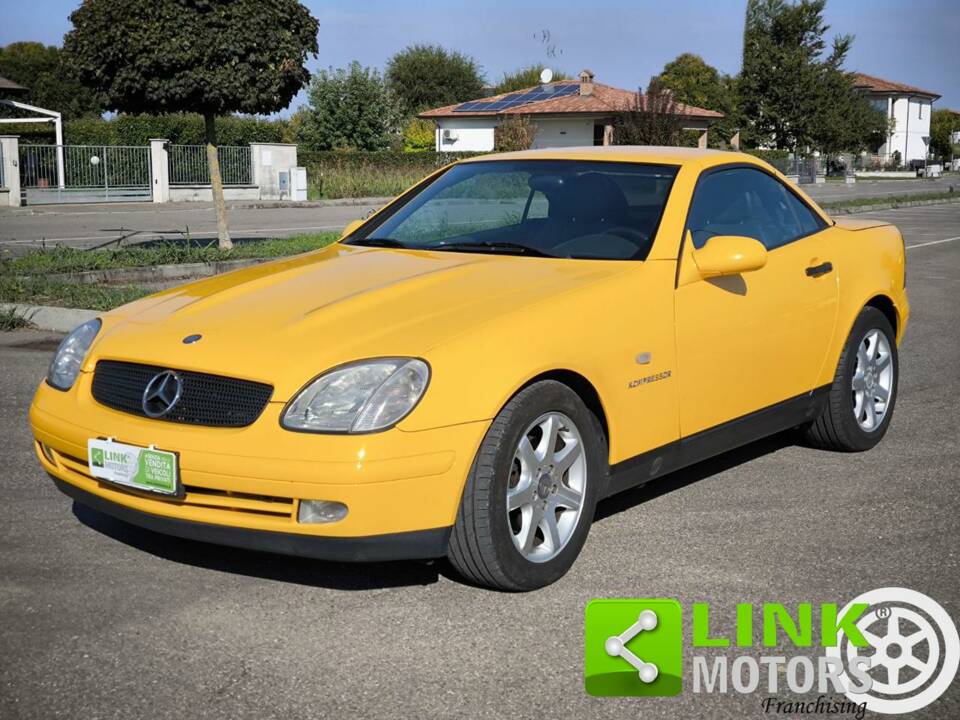 Image 4/10 of Mercedes-Benz SLK 200 Kompressor (1997)