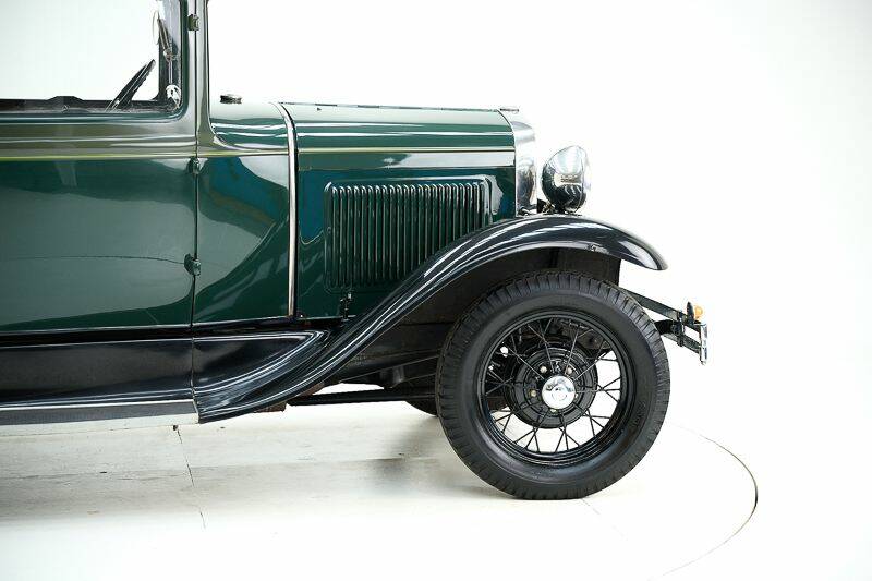 Image 9/15 of Ford Model A Tudor Sedan (1930)