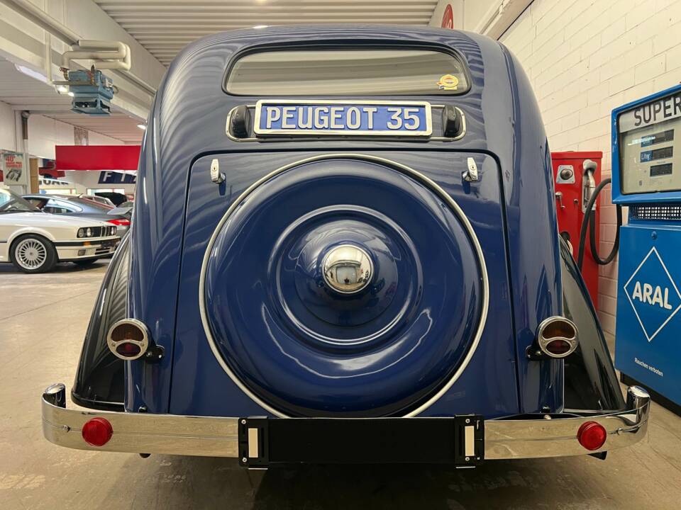 Image 15/17 de Peugeot 401 D (1935)