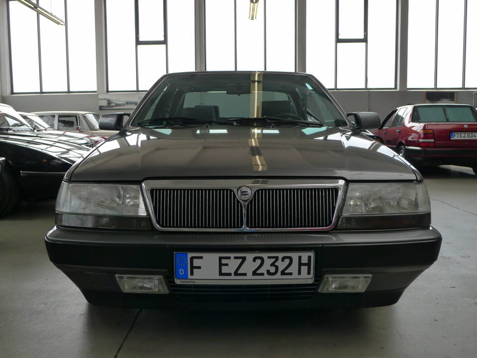 Immagine 32/32 di Lancia Thema I.E. (1991)