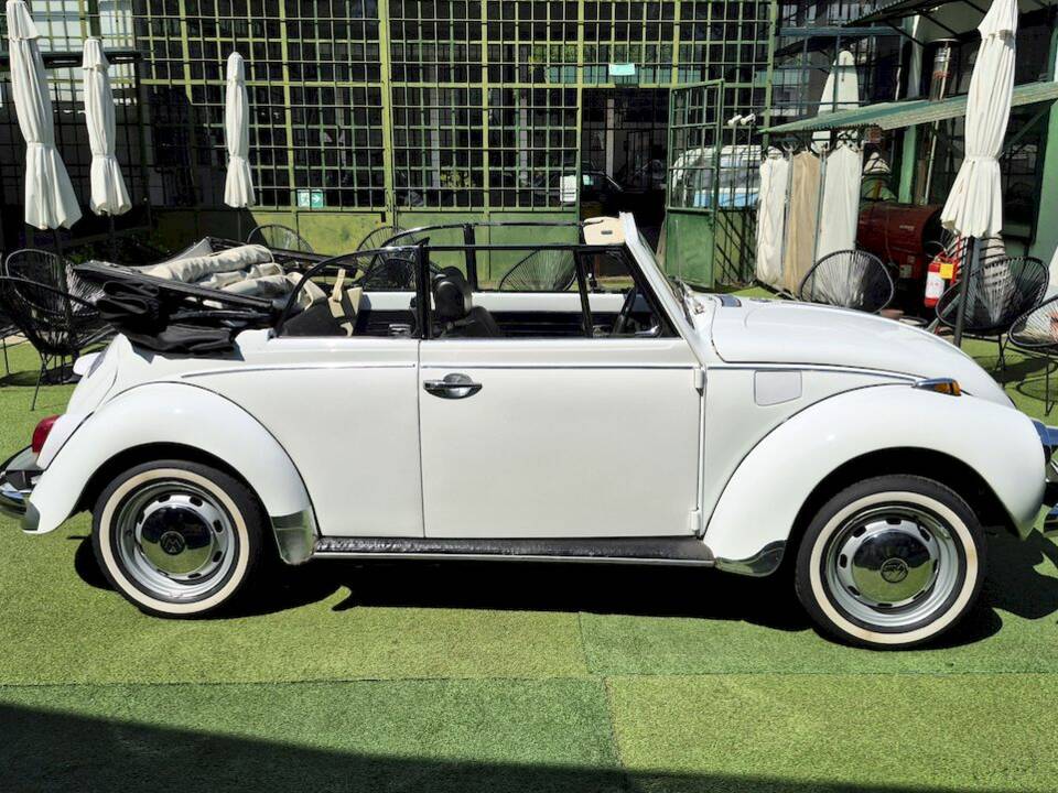 Image 20/73 of Volkswagen Beetle 1300 (1972)