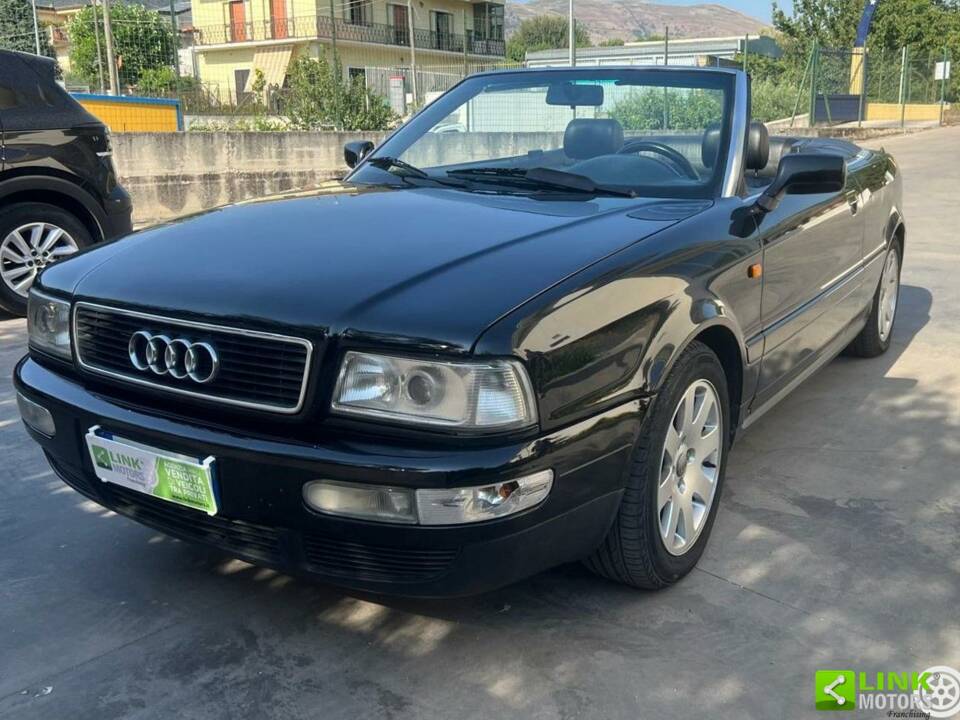 Image 8/10 de Audi Cabriolet 1.9 TDI (1998)