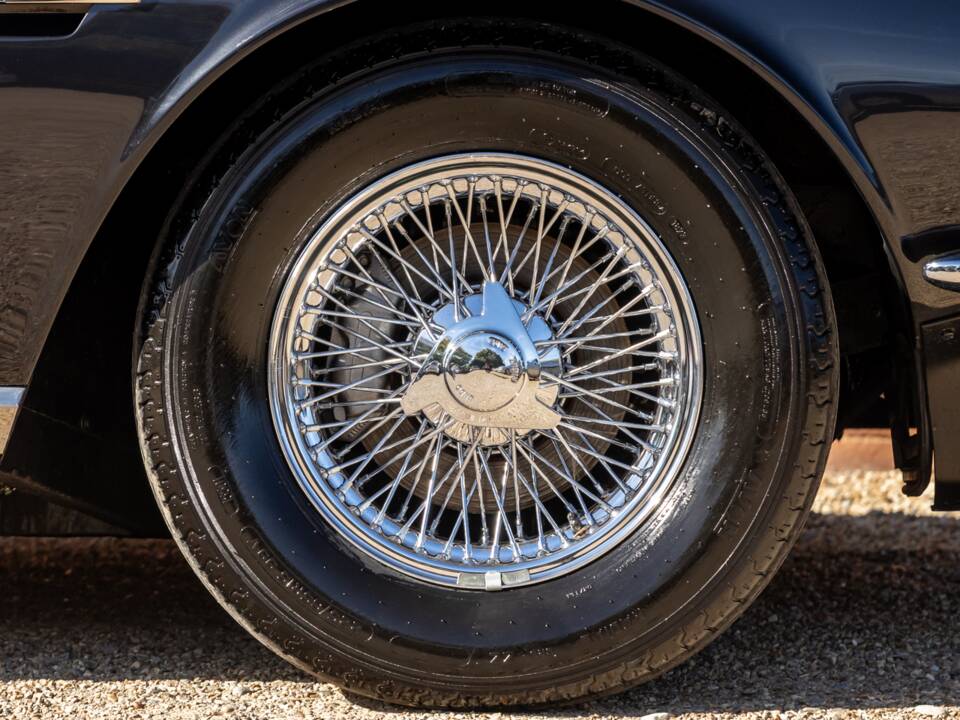 Bild 8/51 von Aston Martin DBS (1971)
