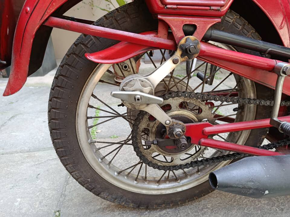 Image 29/46 of Moto Guzzi DUMMY (1955)